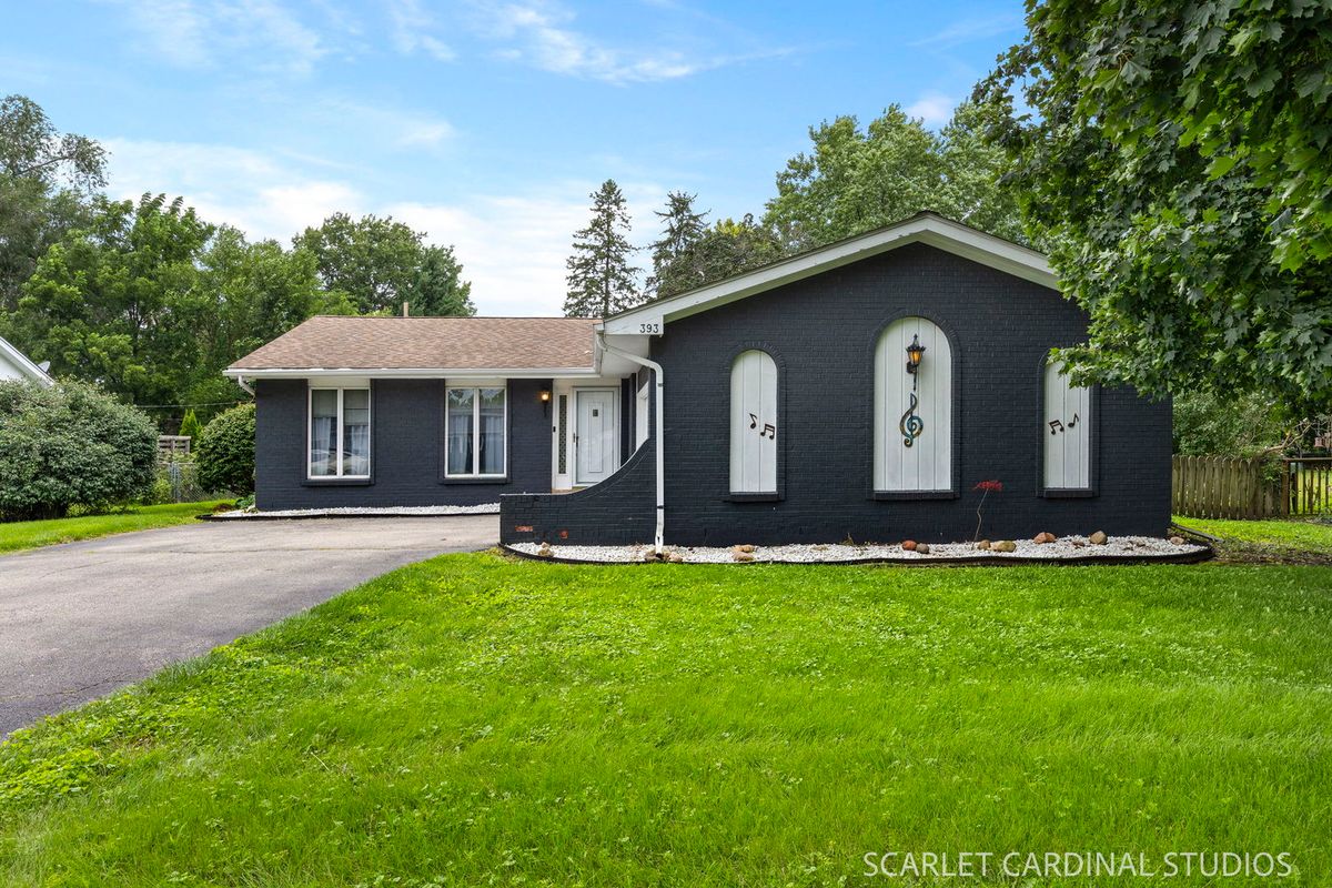393 Orion Rd, Batavia, IL 60510 — photo 2