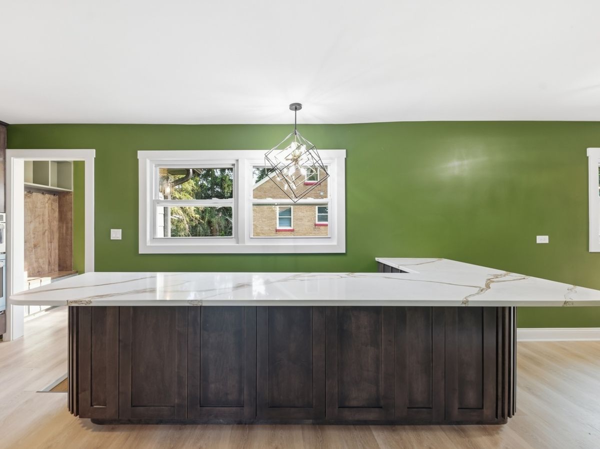 5905 Lee Ave, Downers Grove, IL 60516 — photo 6