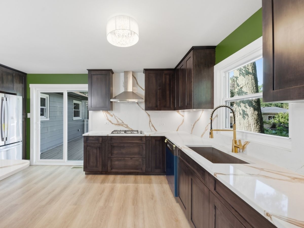 5905 Lee Ave, Downers Grove, IL 60516 — photo 8