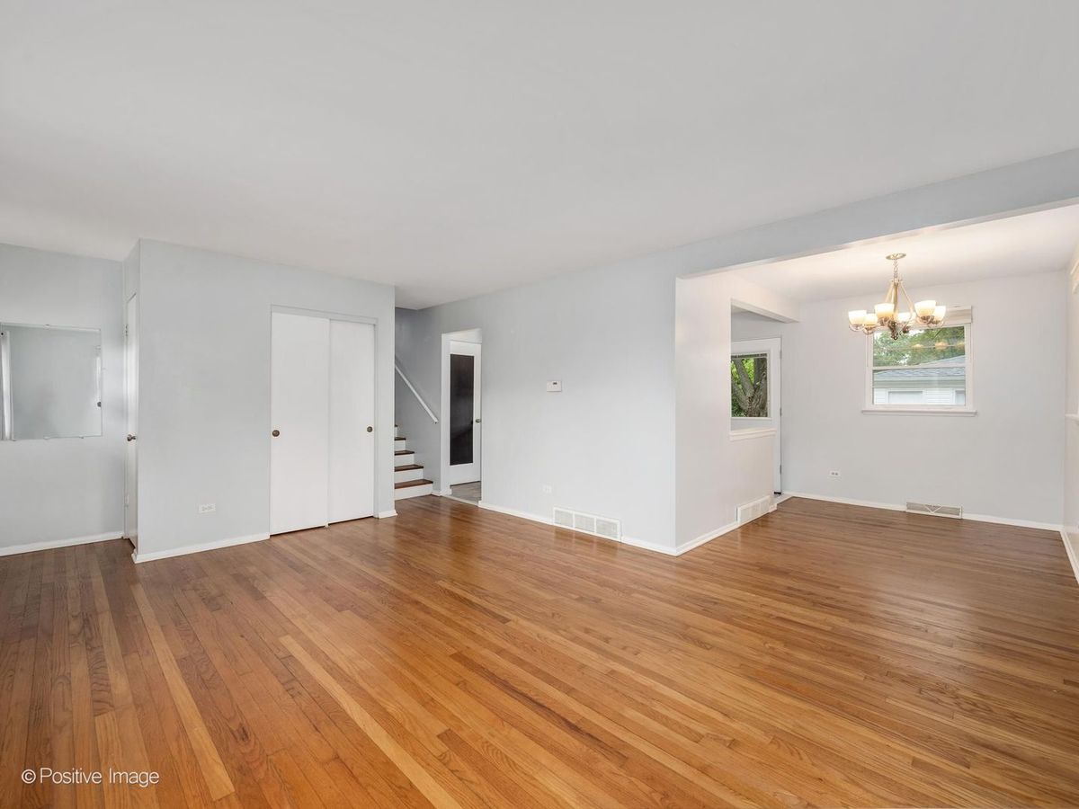 5798 Pershing Ave, Downers Grove, IL 60516 — photo 5