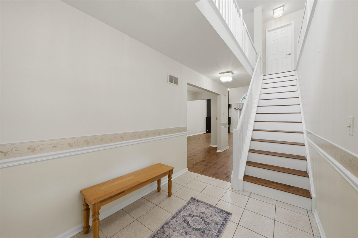 14303 Crystal Tree Dr, Orland Park, IL 60462 — photo 4