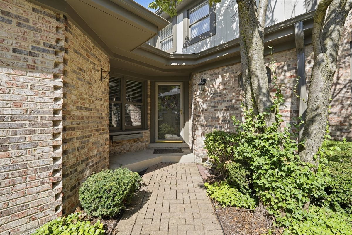 14303 Crystal Tree Dr, Orland Park, IL 60462 — photo 3
