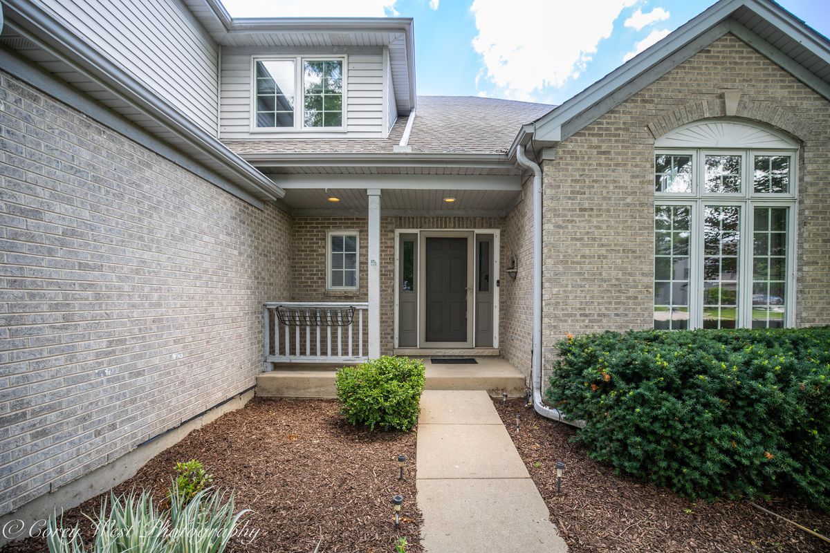 1644 Derby Dr, Batavia, IL 60510 — photo 4