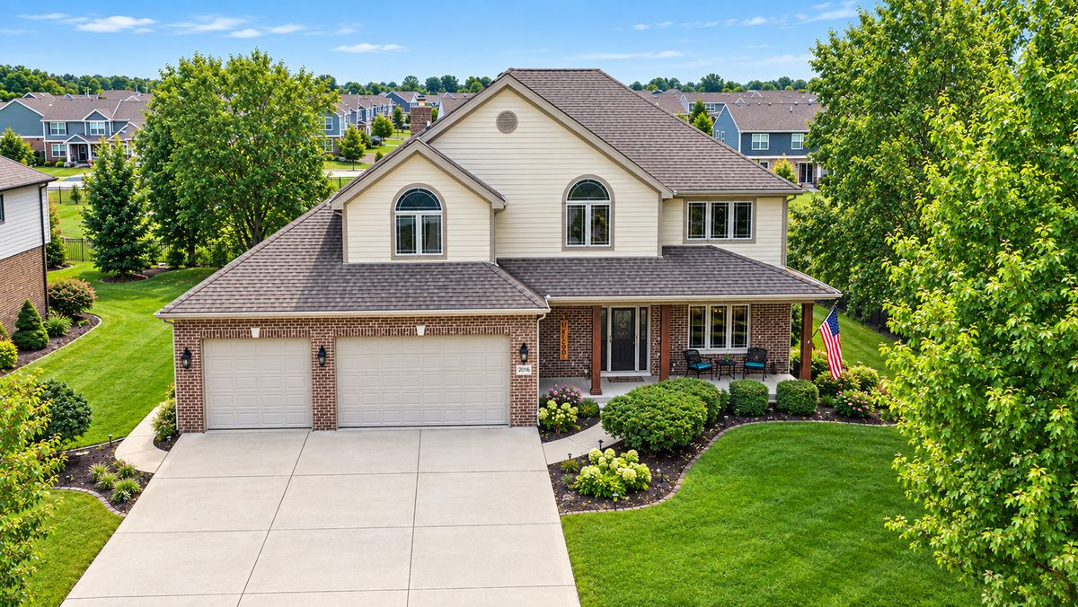 2016 Edgeview Dr, New Lenox, IL 60451