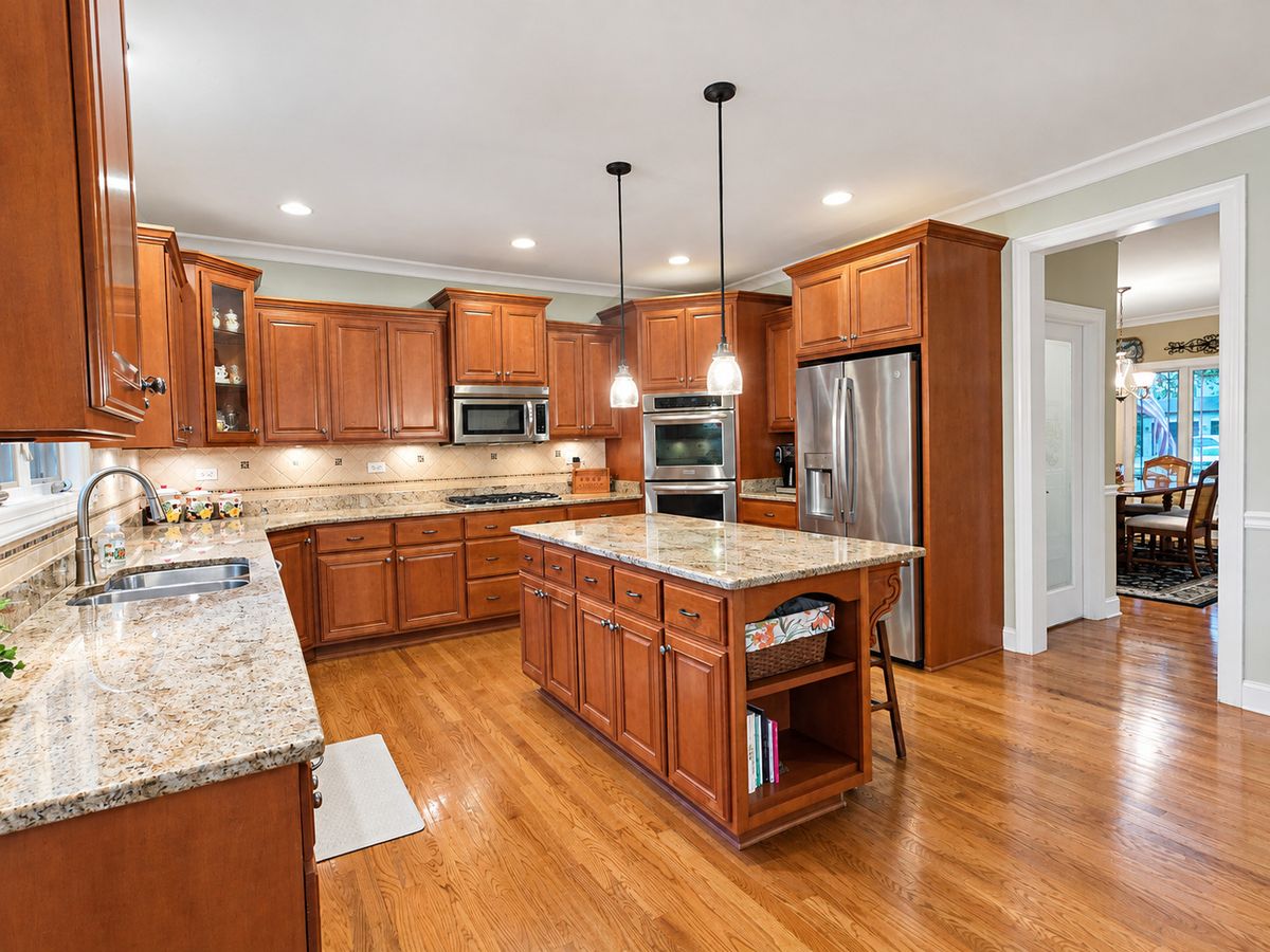 2016 Edgeview Dr, New Lenox, IL 60451 — photo 3