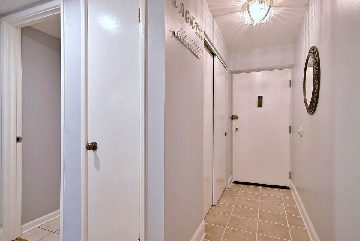 110 W Butterfield Rd #309S, Elmhurst, IL 60126 — photo 4