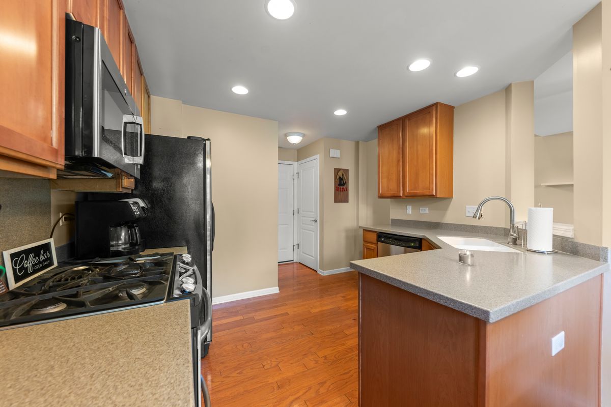 15110 W Laurel Ln, Lockport, IL 60441 — photo 8