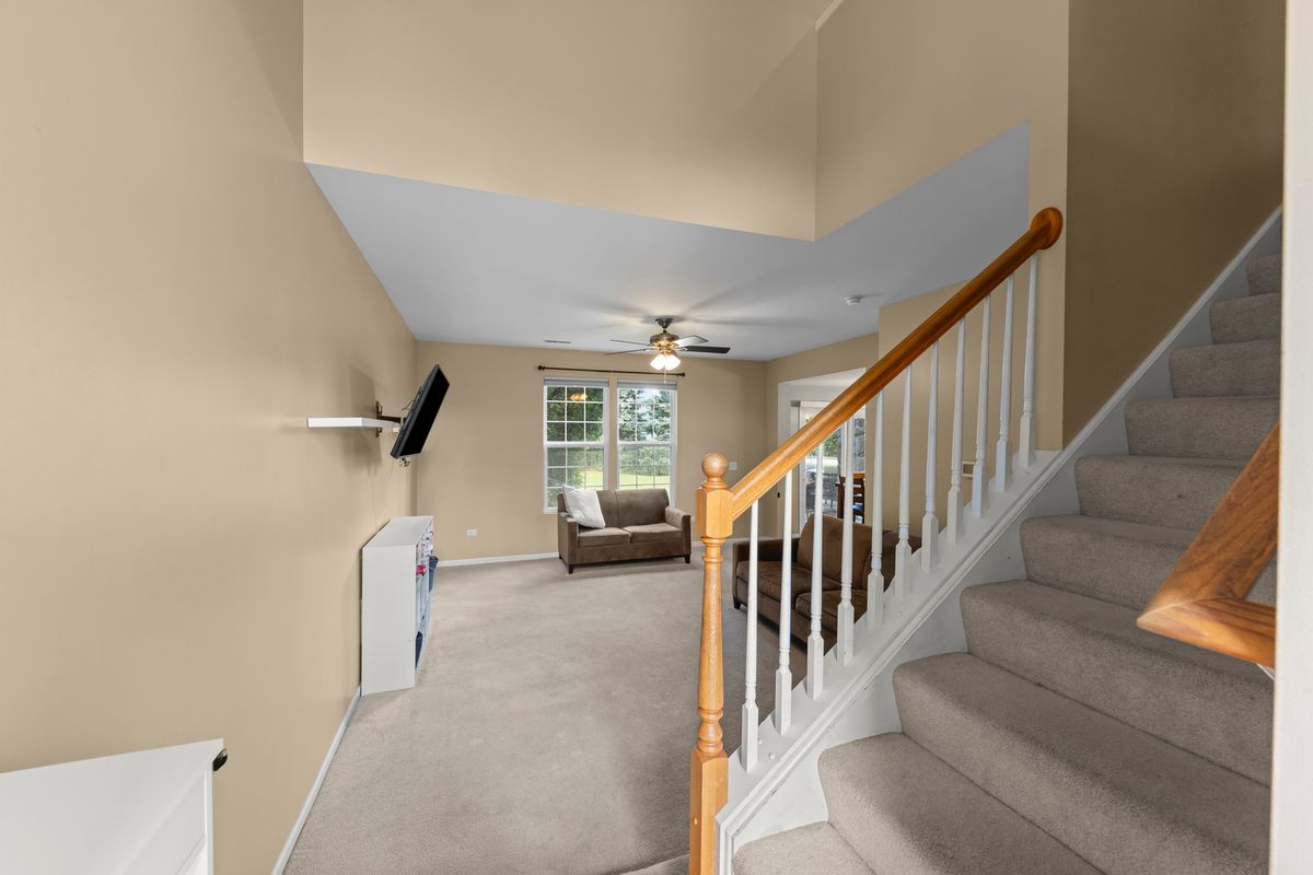 15110 W Laurel Ln, Lockport, IL 60441 — photo 3