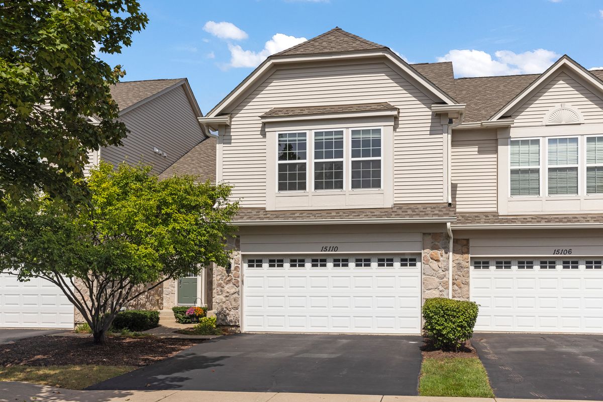 15110 W Laurel Ln, Lockport, IL 60441 — photo 2