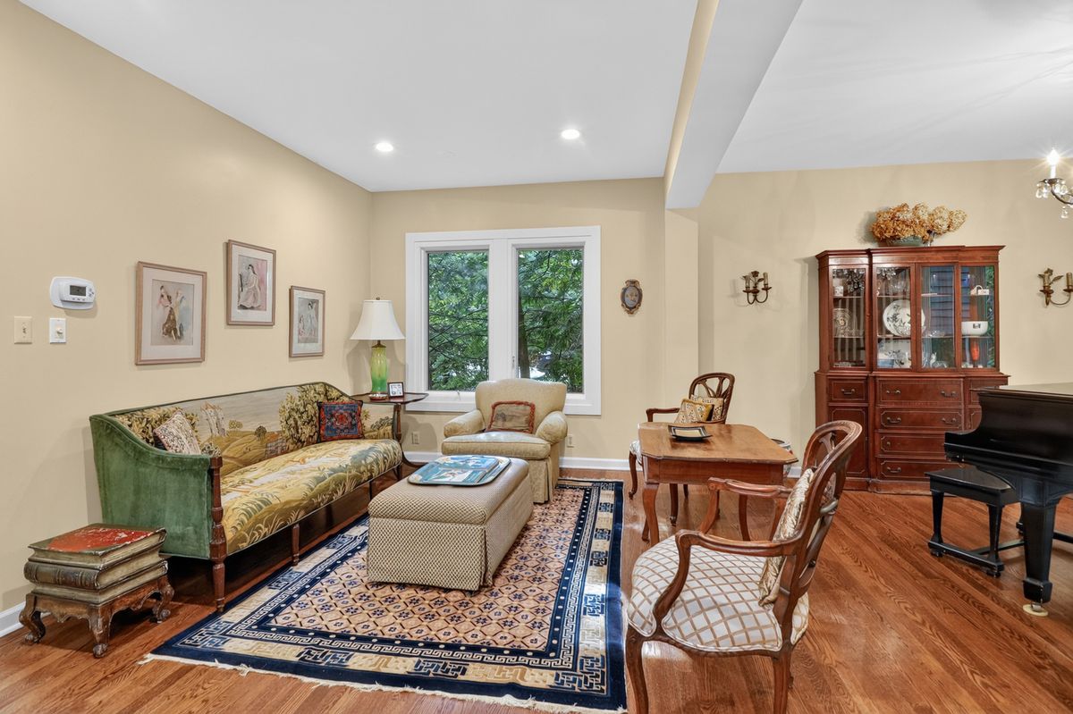 5311 Lee Ave, Downers Grove, IL 60515 — photo 8