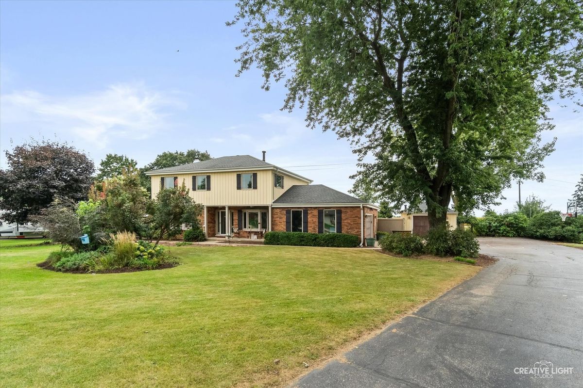 4s170 Hazelcrest Dr, Sugar Grove, IL 60554 — photo 3