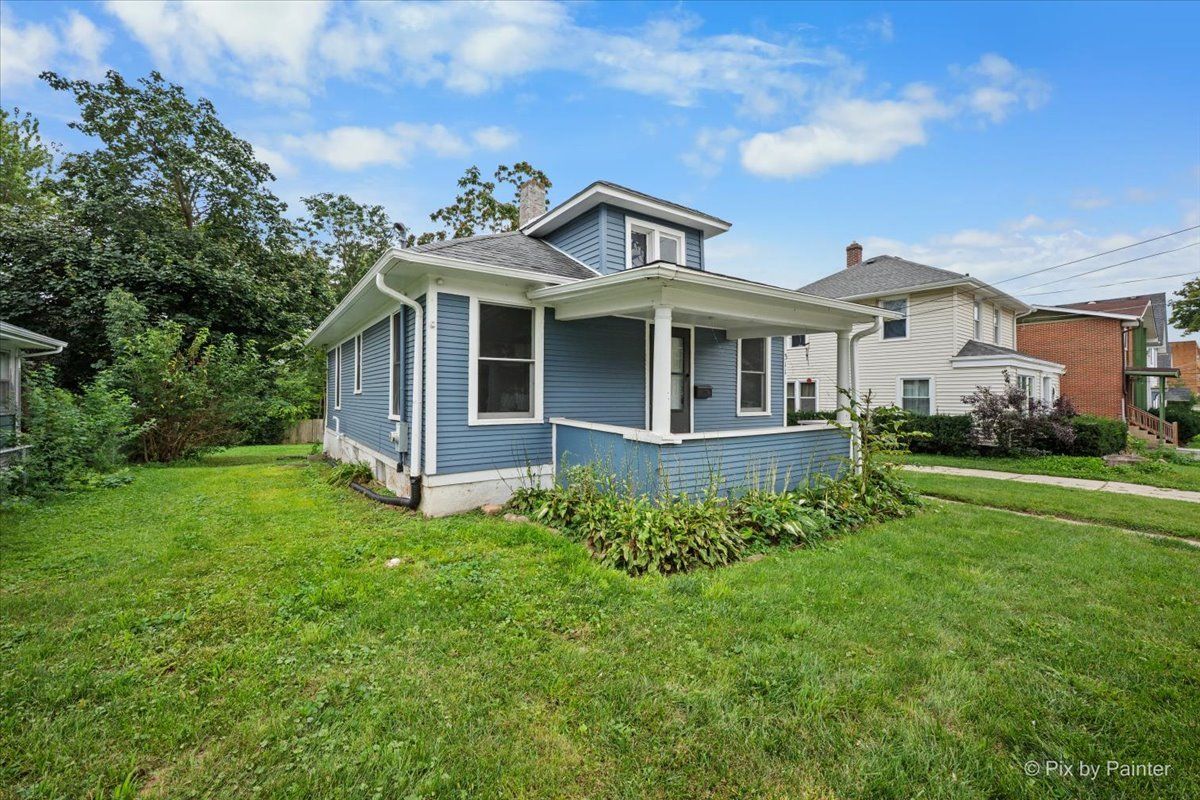 311 Locust St, Elgin, IL 60123 — photo 3