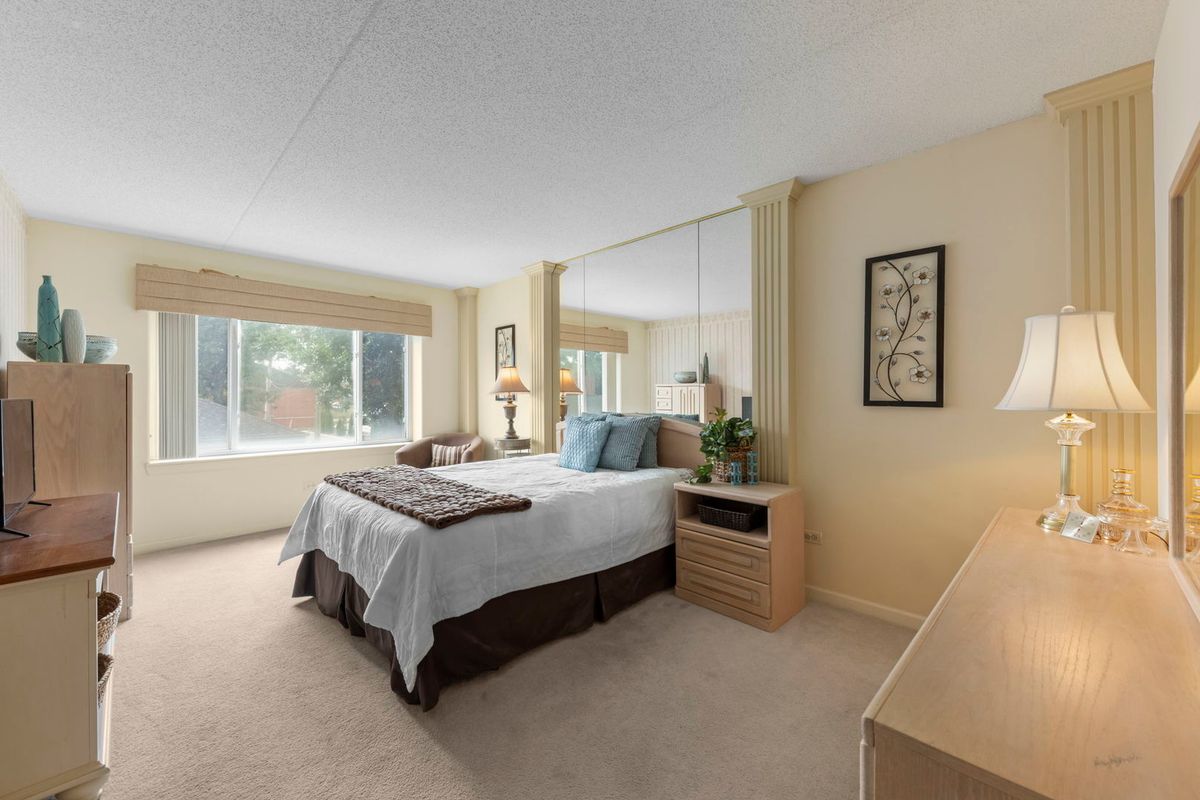 31 E Grove St #201, Lombard, IL 60148 — photo 7
