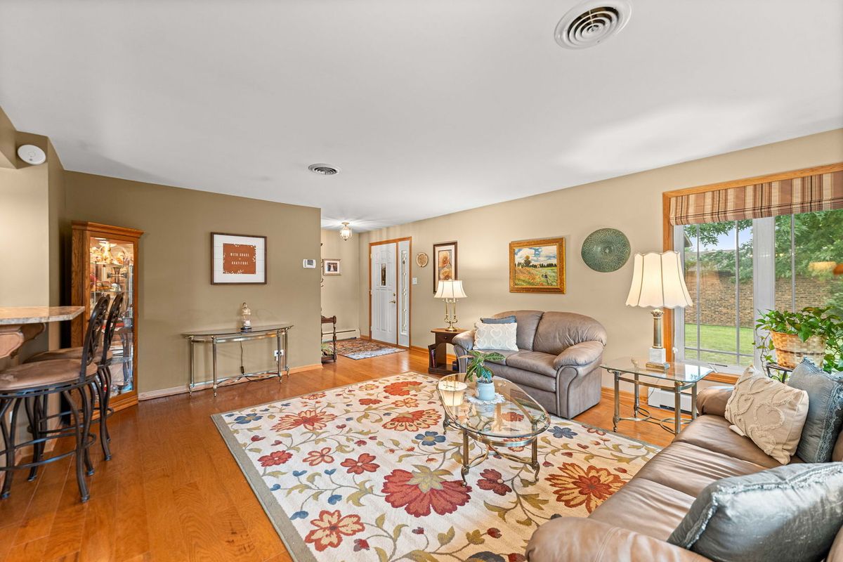 12449 S Mcvickers Ave, Palos Heights, IL 60463 — photo 4