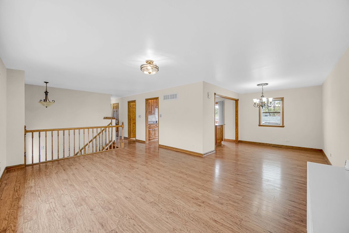 15417 Alameda Ave, Oak Forest, IL 60452 — photo 5