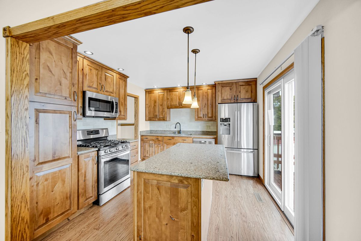 15417 Alameda Ave, Oak Forest, IL 60452 — photo 8