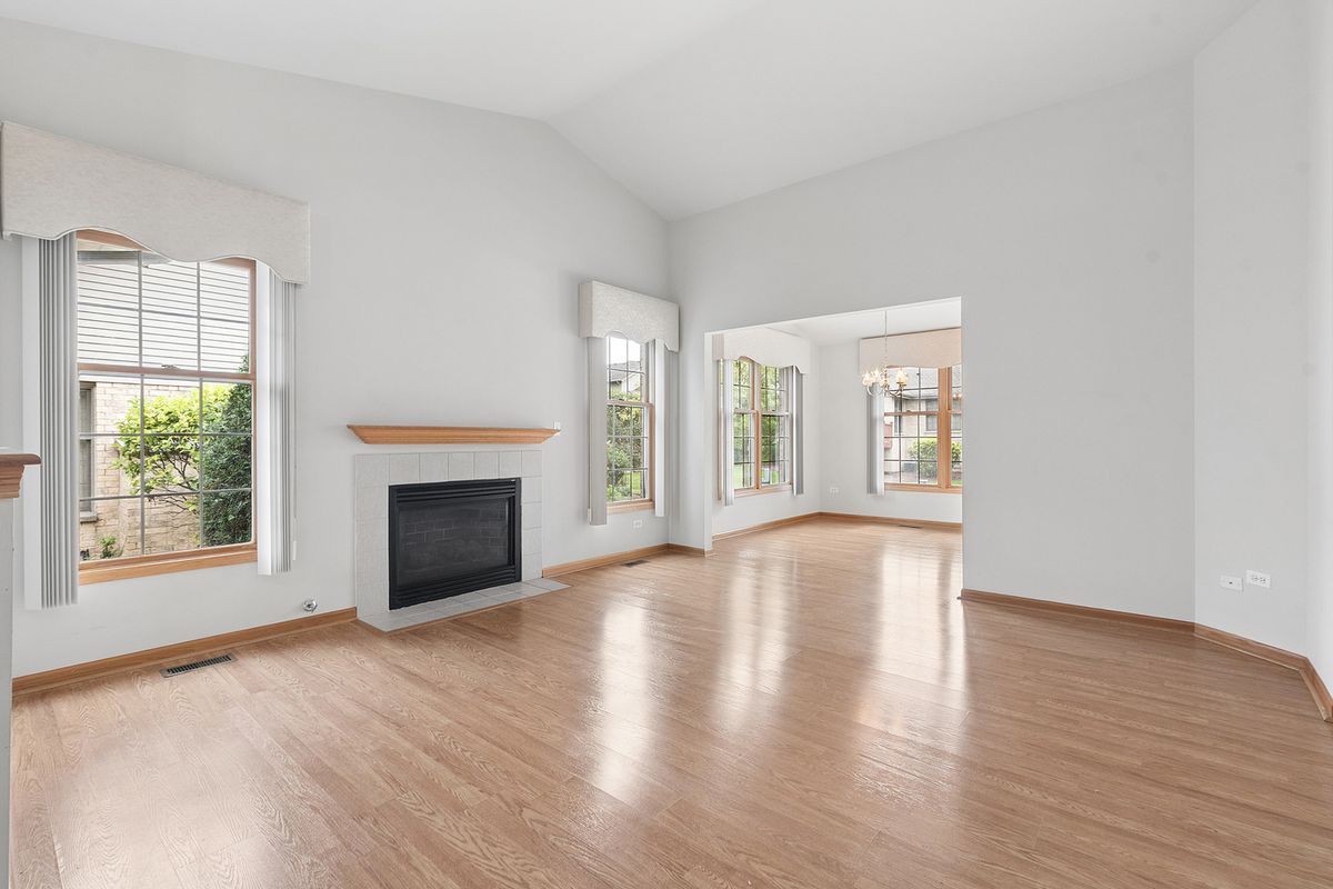 9131 Newcastle Ct, Tinley Park, IL 60487 — photo 8