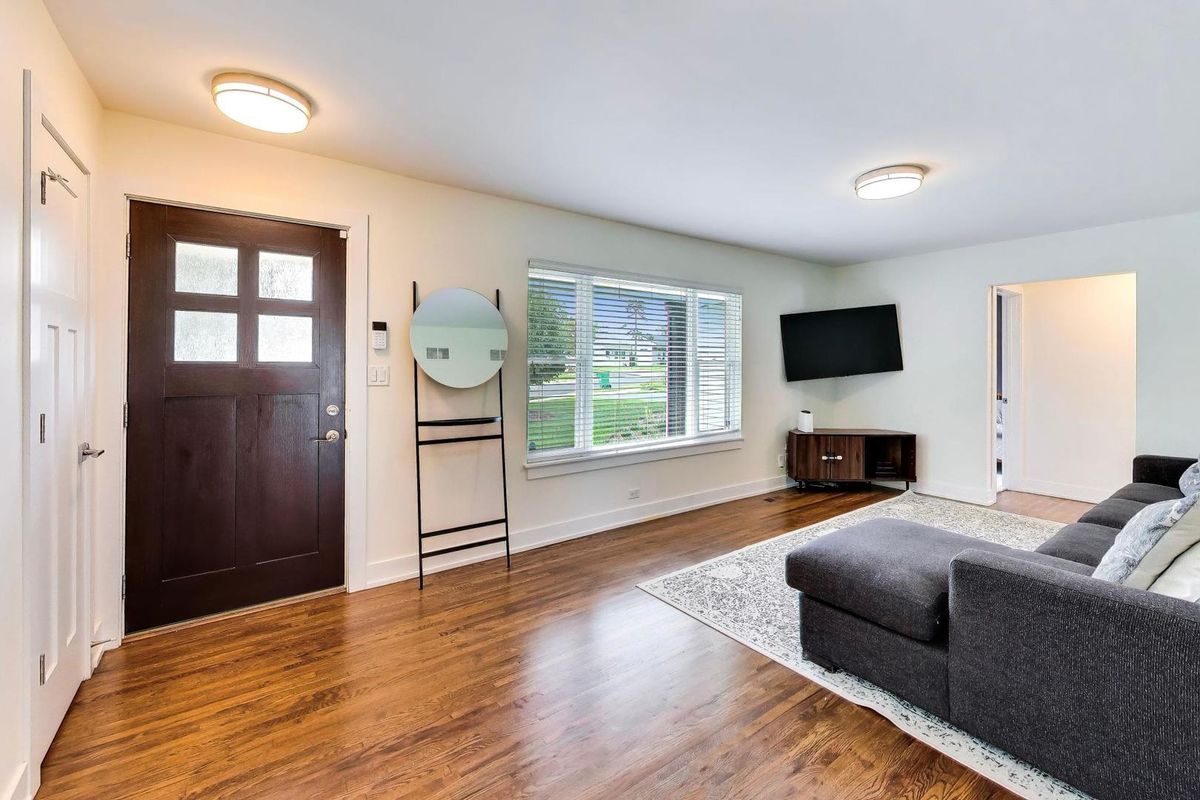 304 W Graham Ave, Lombard, IL 60148 — photo 5