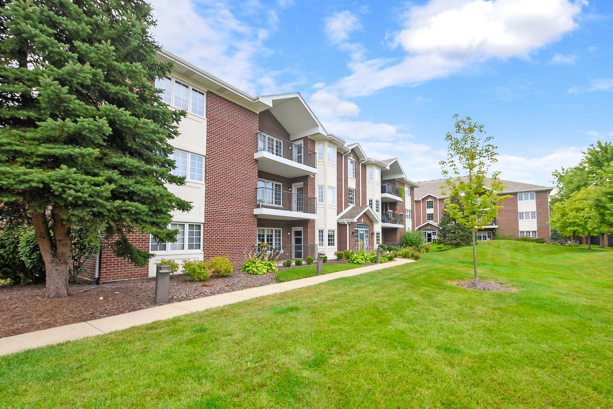 13059 Laurel Glen Ct #301, Palos Heights, IL 60463 — photo 3