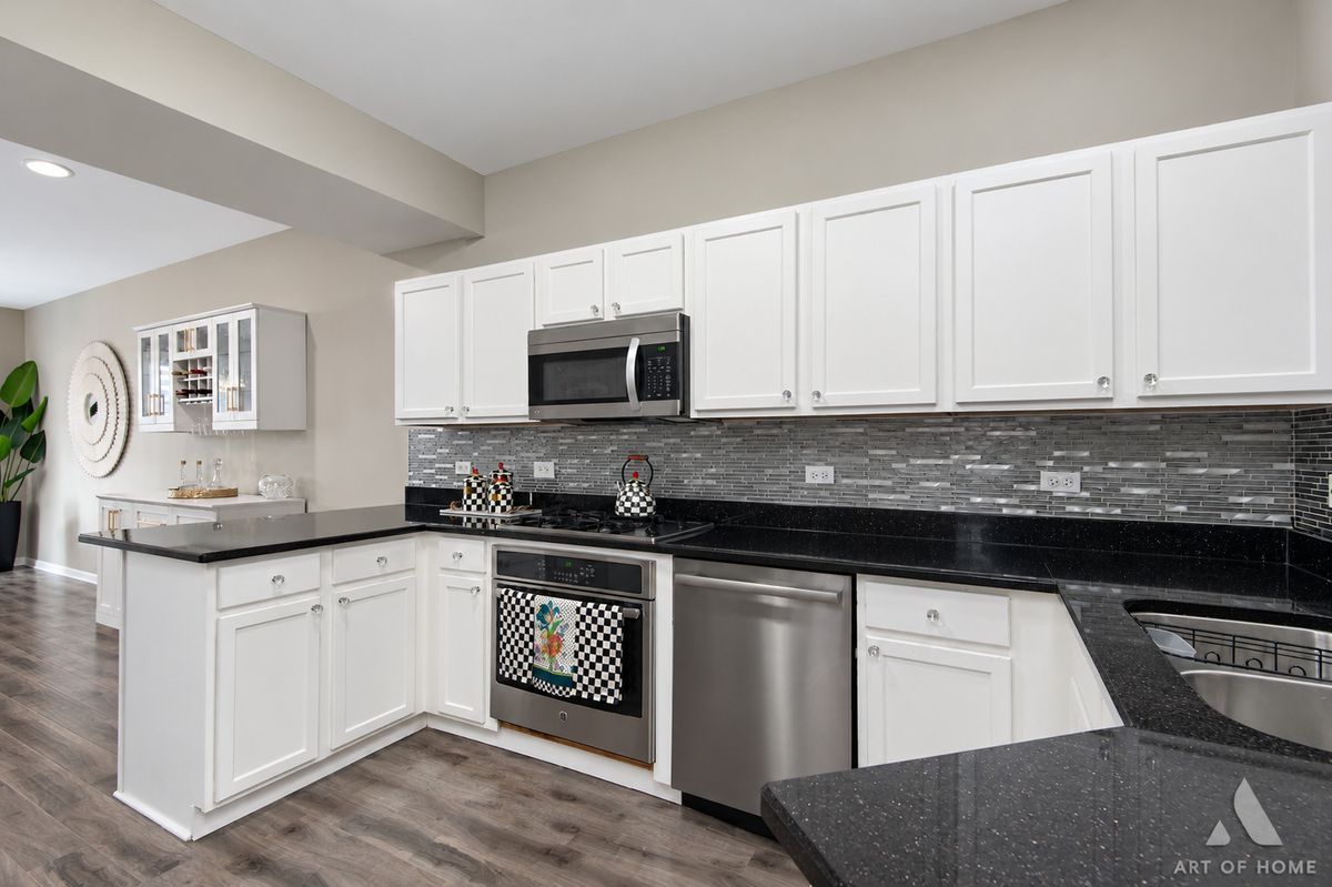 13296 Greenleaf Ct, Palos Heights, IL 60463 — photo 4