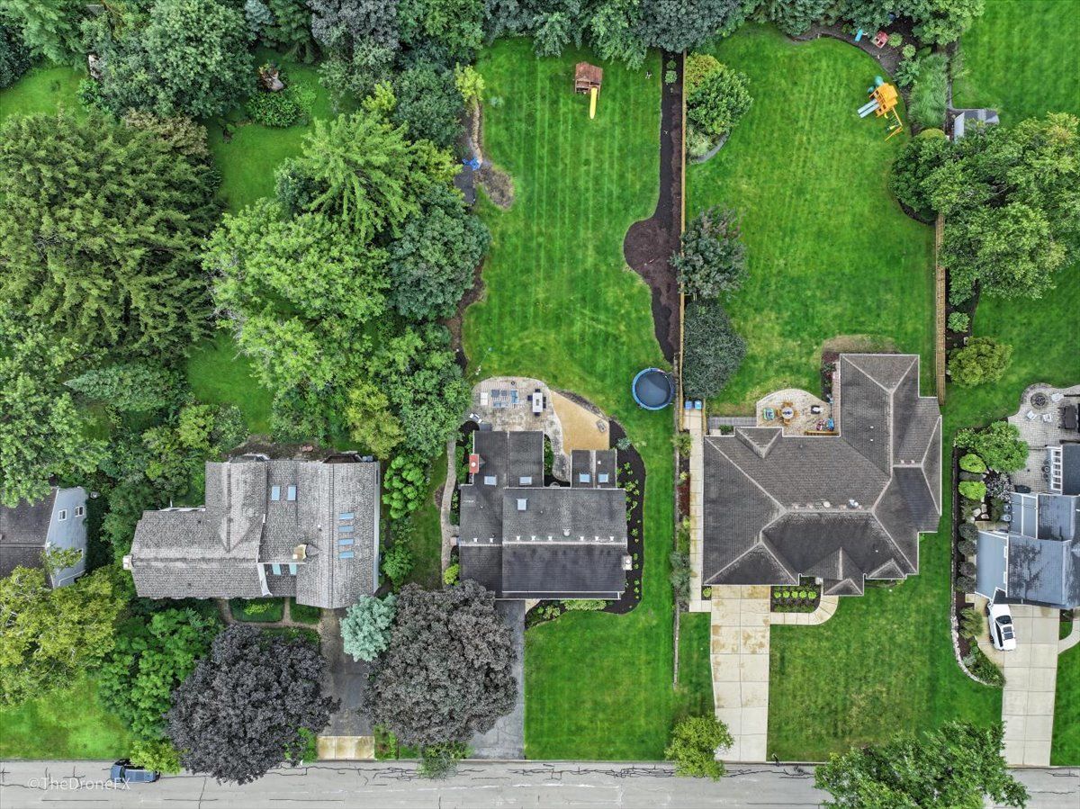 26w355 Blackhawk Dr, Wheaton, IL 60189 — photo 5