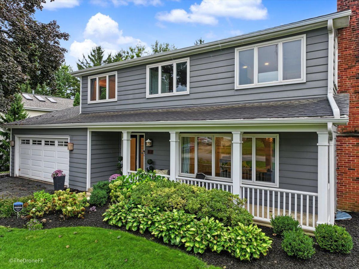 26w355 Blackhawk Dr, Wheaton, IL 60189 — photo 6