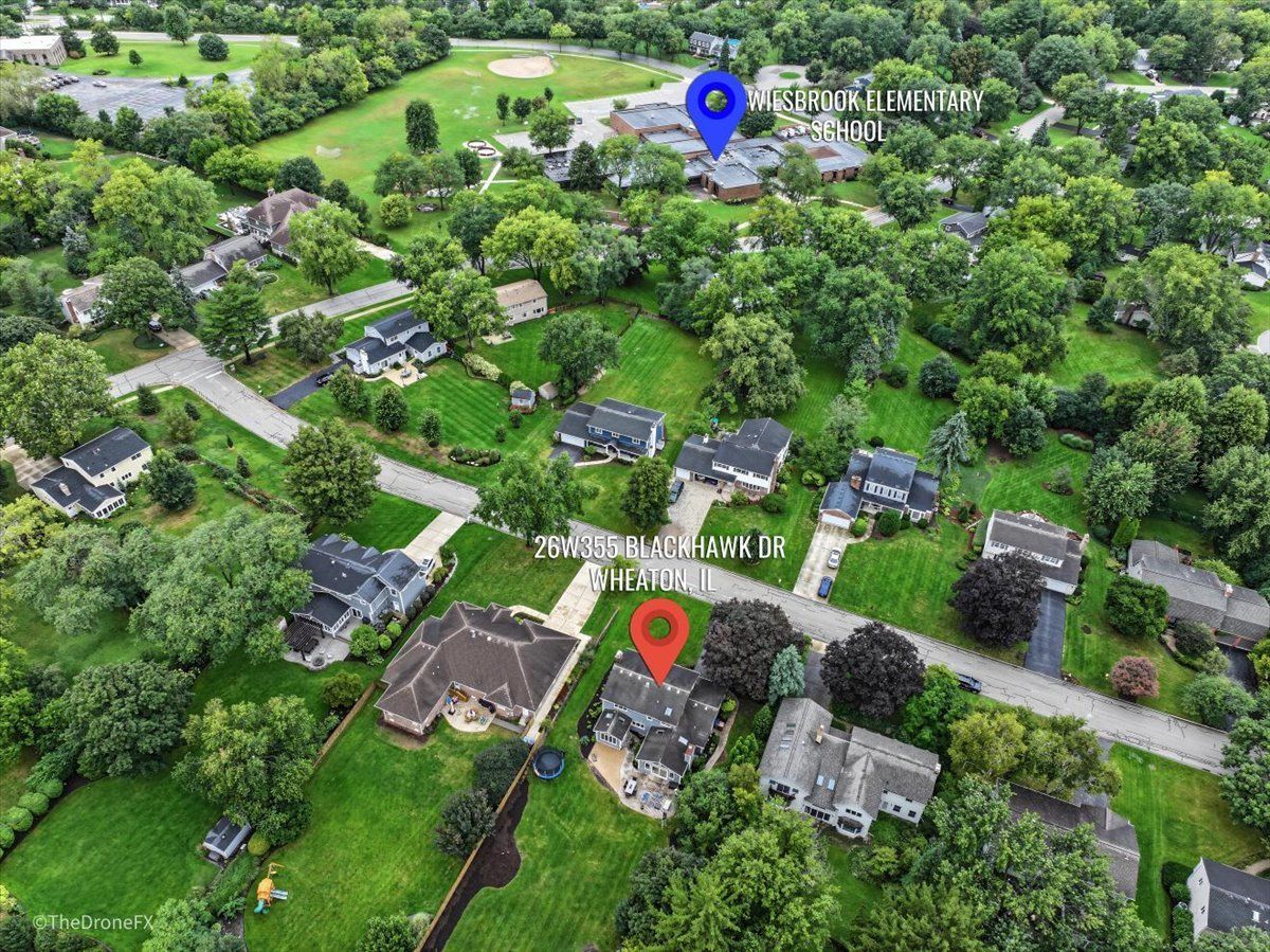 26w355 Blackhawk Dr, Wheaton, IL 60189 — photo 4