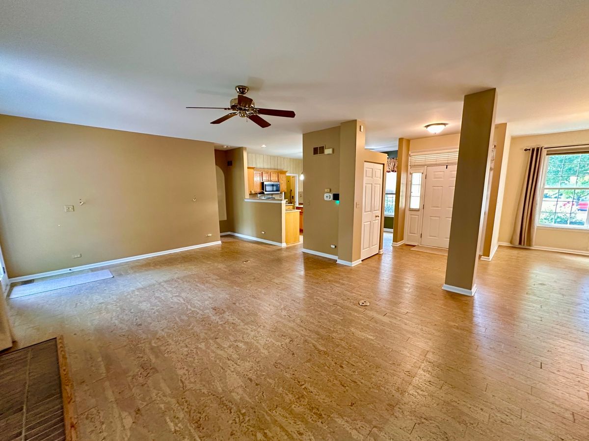 1896 School House Ln, Aurora, IL 60506 — photo 7