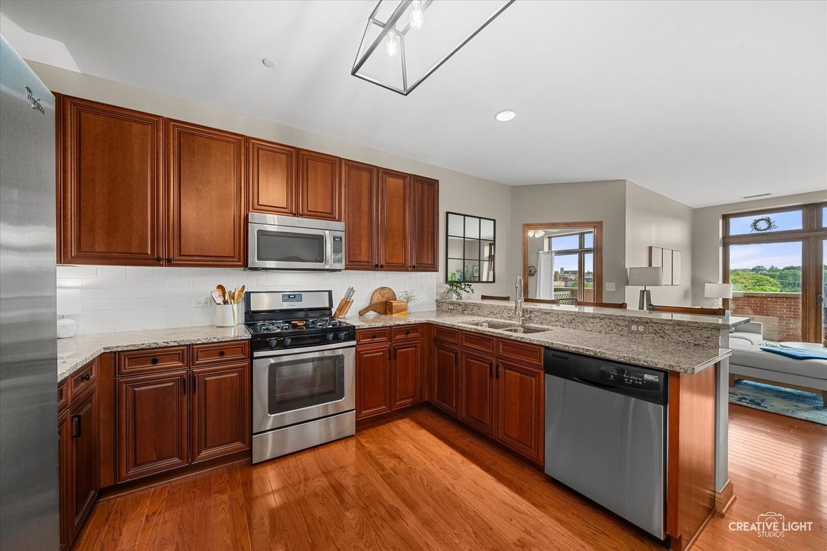 140 S River St #211, Aurora, IL 60506 — photo 8