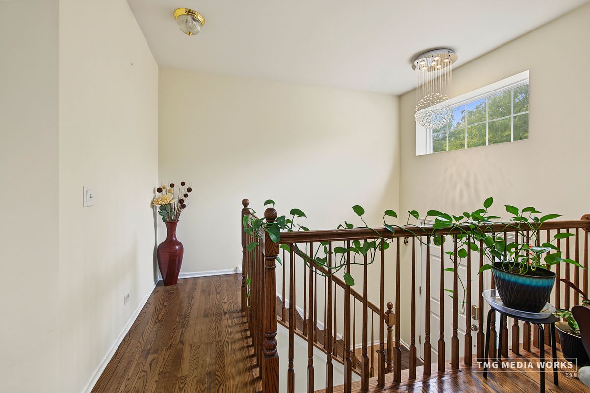 815 Lewisburg Ln, Aurora, IL 60504 — photo 7