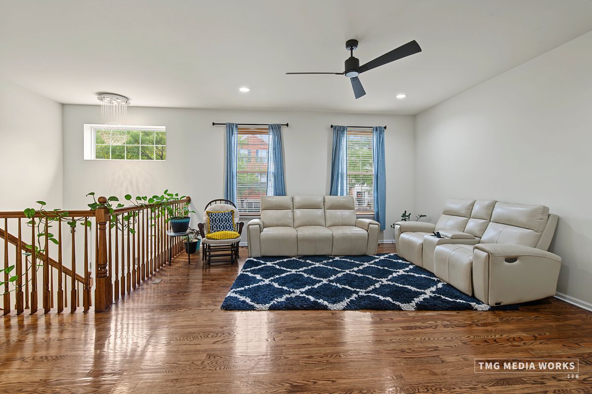 815 Lewisburg Ln, Aurora, IL 60504 — photo 8