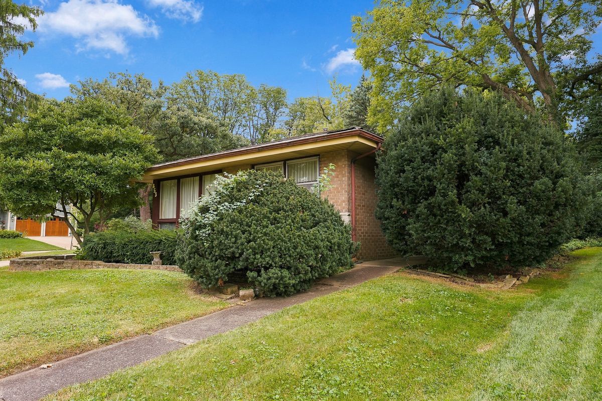 853 Edgewater Dr, Naperville, IL 60540 — photo 6