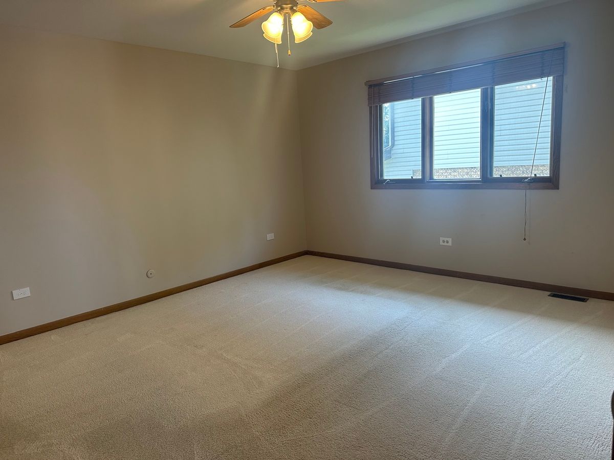 6828 Westview Dr, Oak Forest, IL 60452 — photo 5
