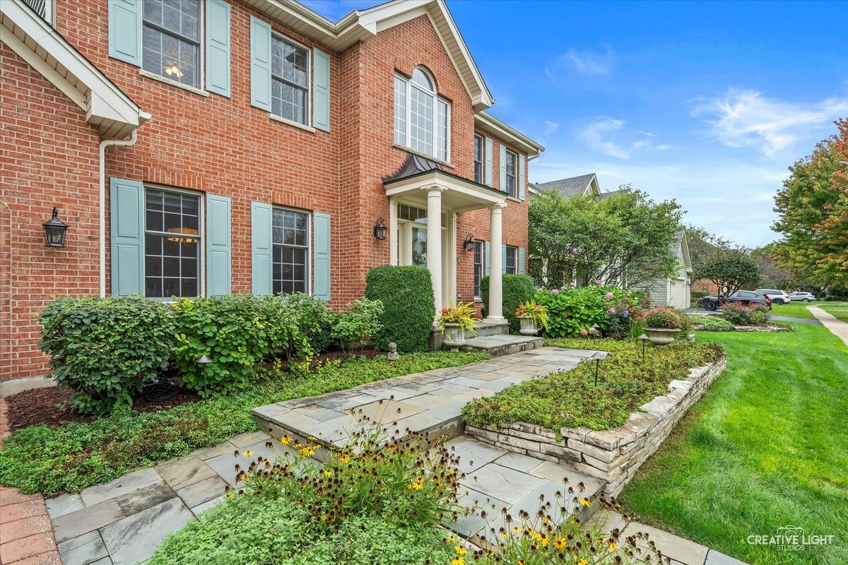 39w421 Olinger Ln, Geneva, IL 60134 — photo 2