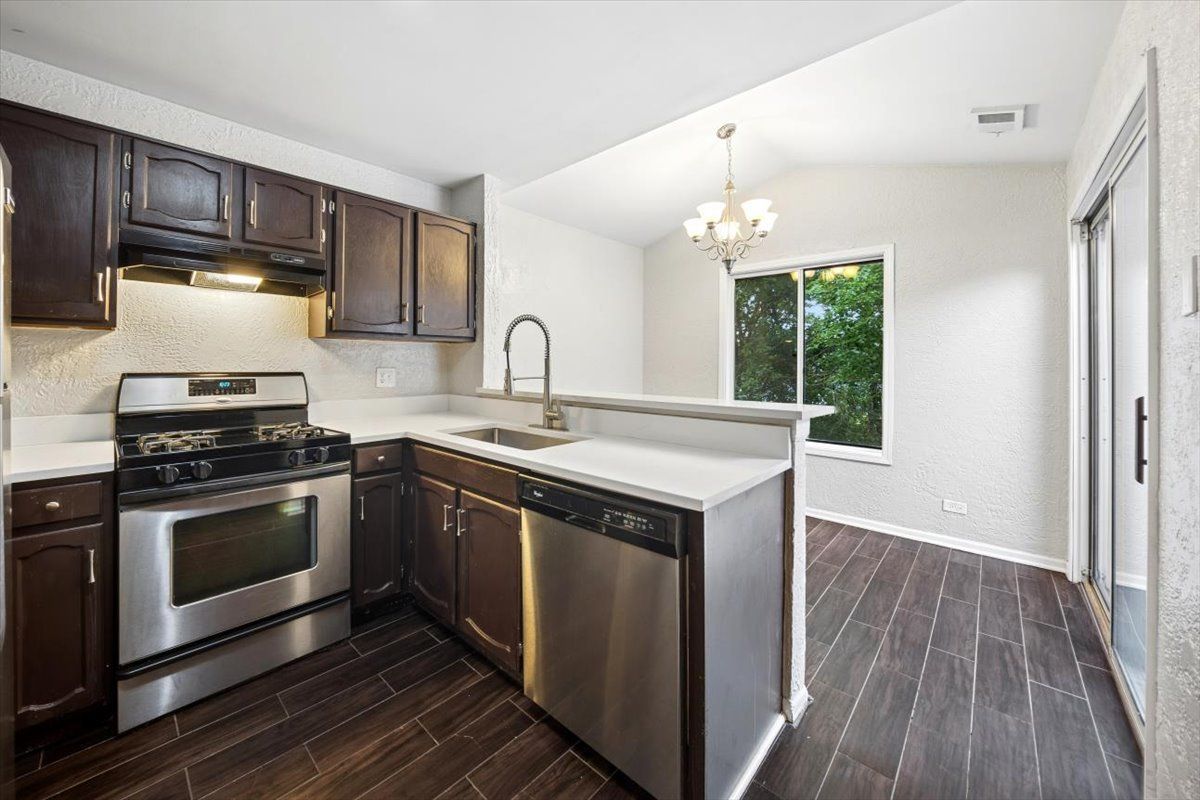 95 Midhurst Ct #201D, Naperville, IL 60565 — photo 4
