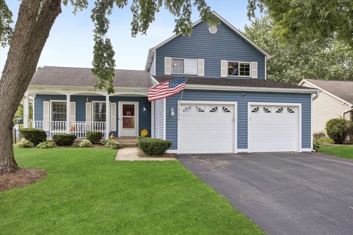 2174 Stirrup Ln, Wheaton, IL 60189