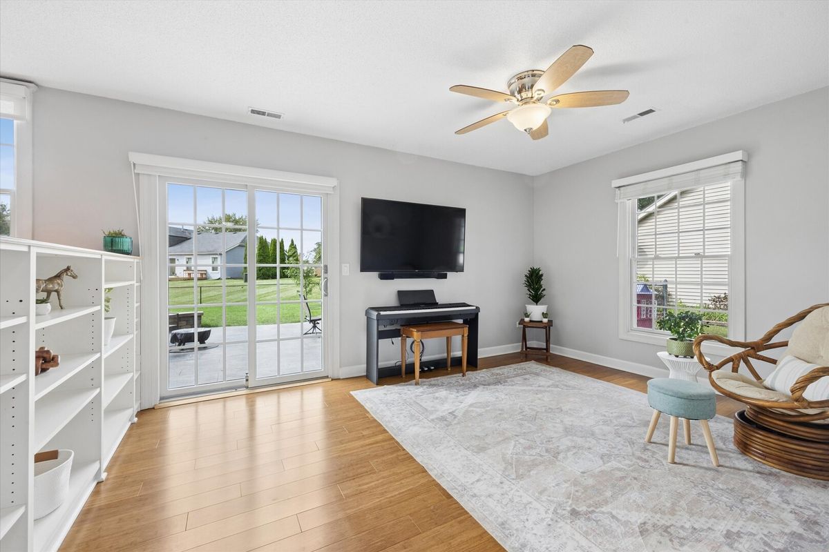 2174 Stirrup Ln, Wheaton, IL 60189 — photo 7