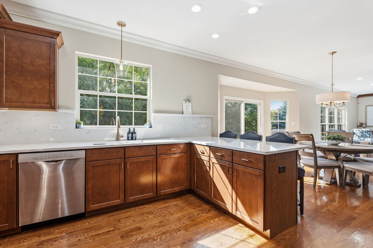 18018 S McCabe Ln, Lockport, IL 60441 — photo 5