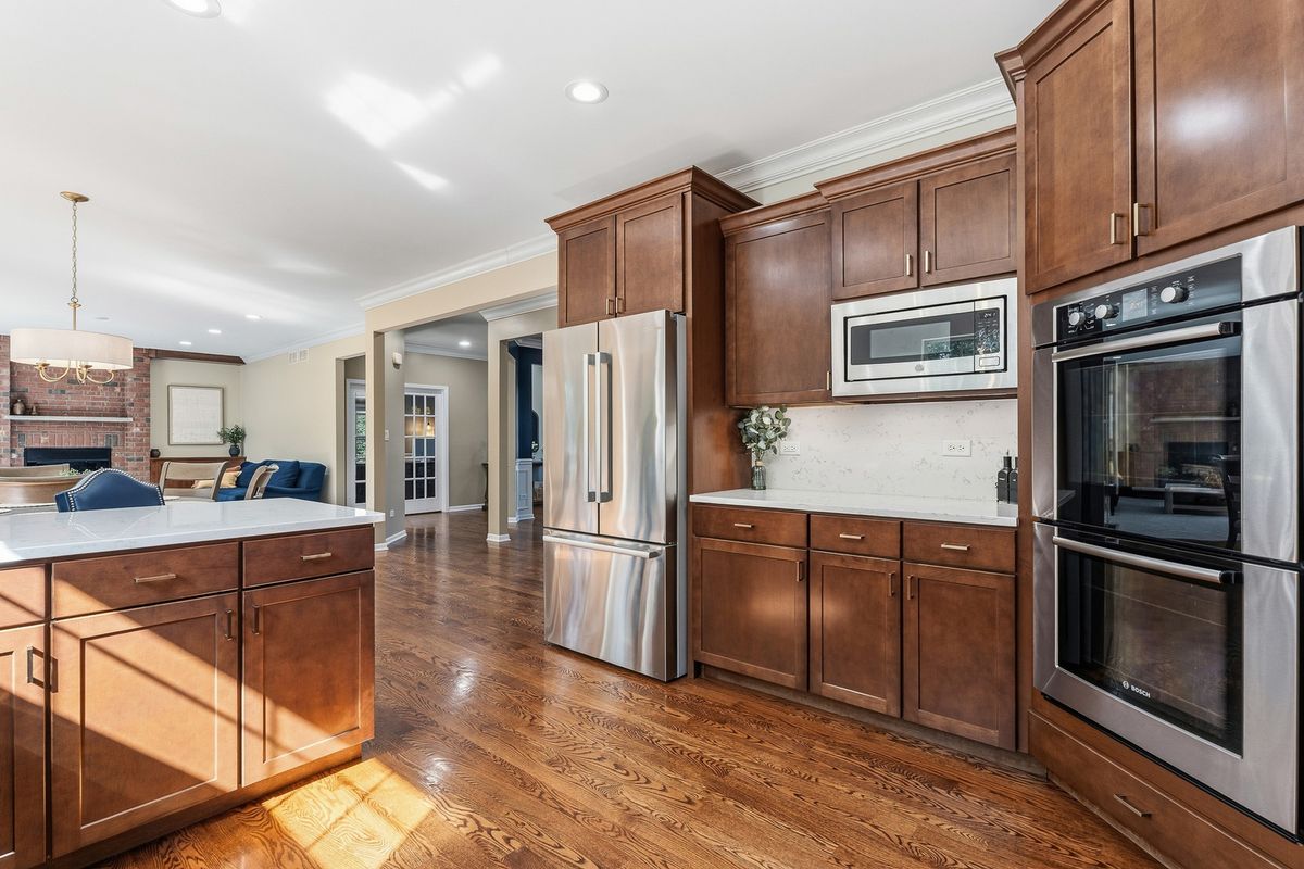 18018 S McCabe Ln, Lockport, IL 60441 — photo 3