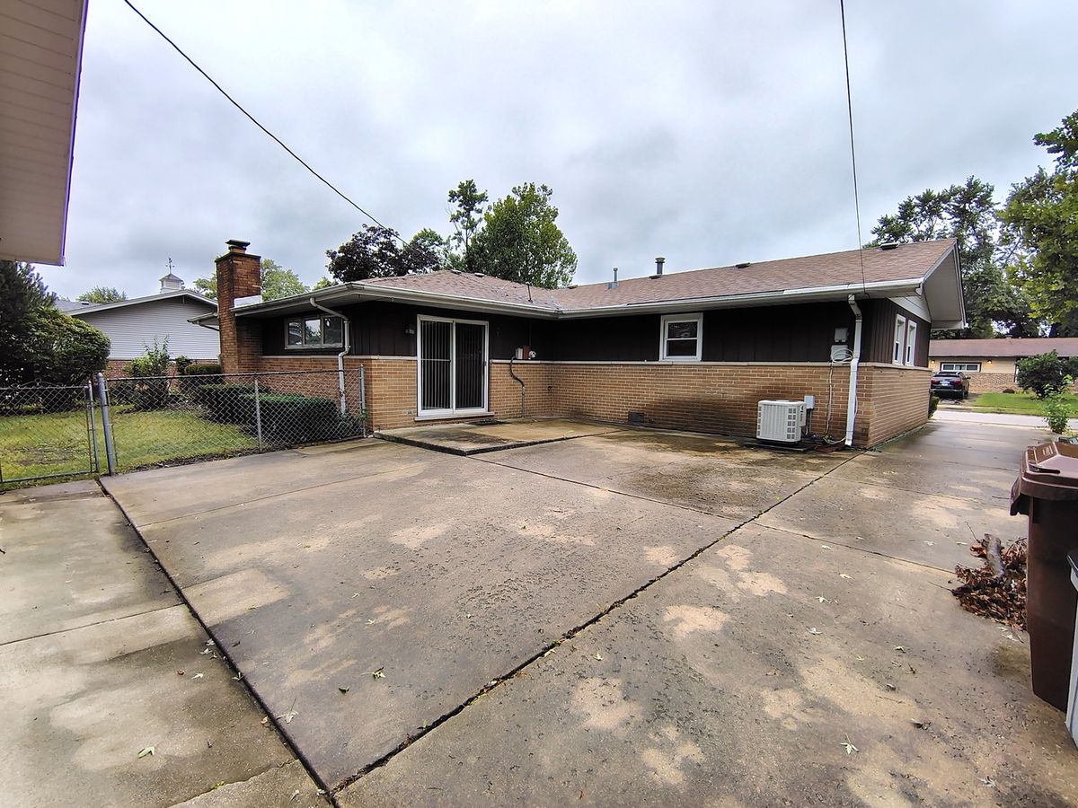 15017 Sunset Ave, Oak Forest, IL 60452 — photo 3