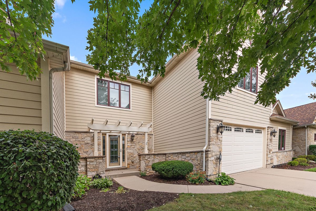 9362 Arrowhead Cir, Frankfort, IL 60423 — photo 2