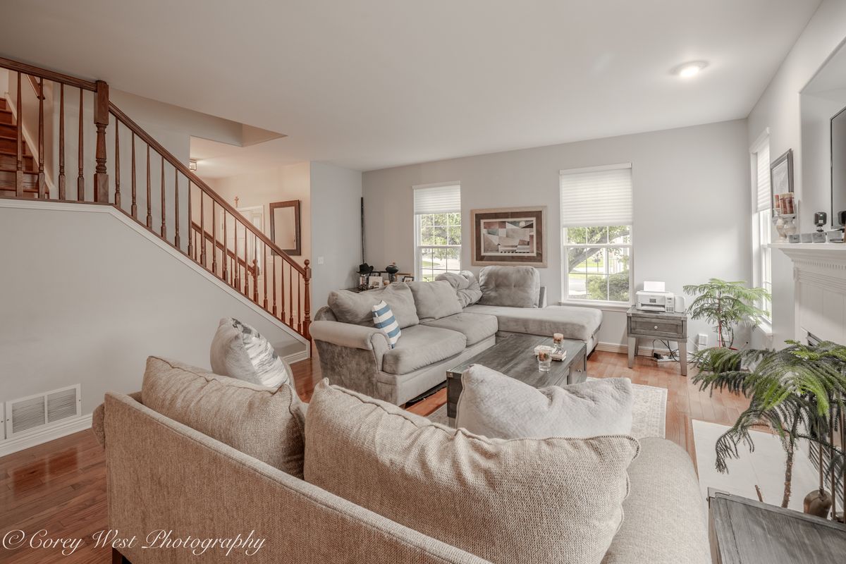 2615 Lorraine Cir, Geneva, IL 60134 — photo 6