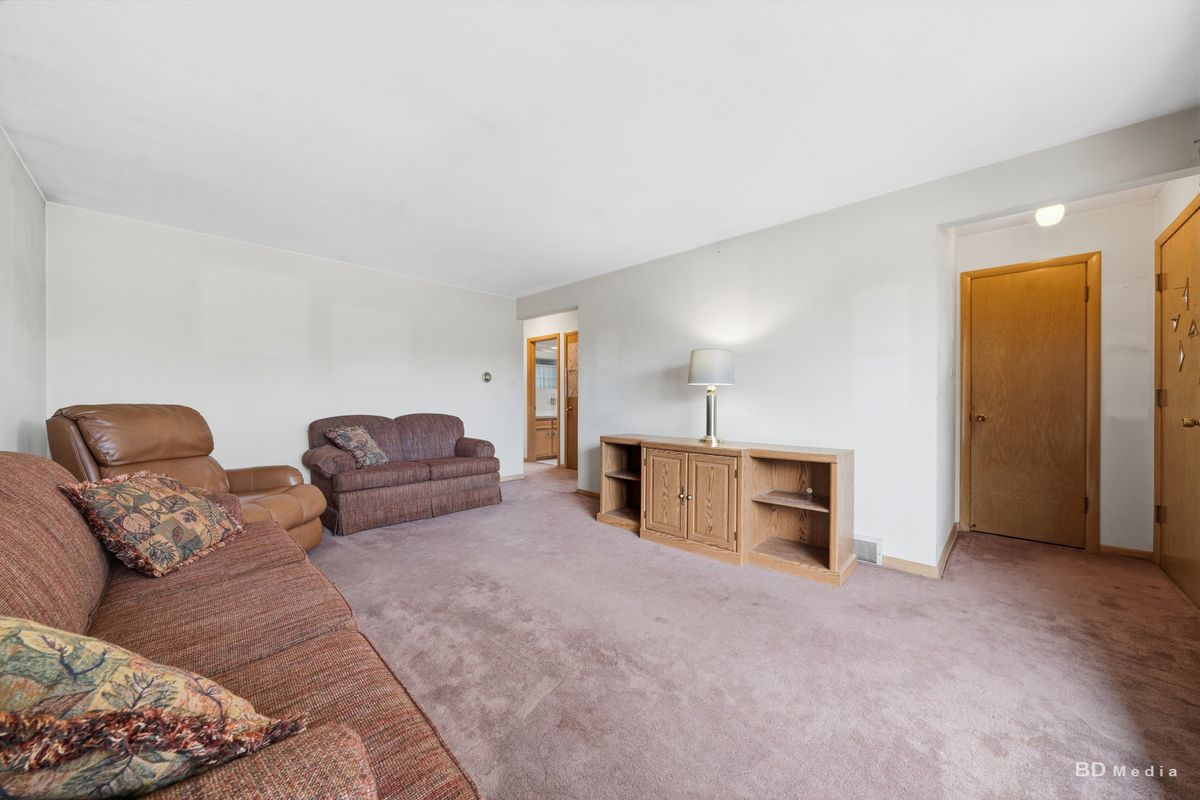9305 Major Ave, Oak Lawn, IL 60453 — photo 5