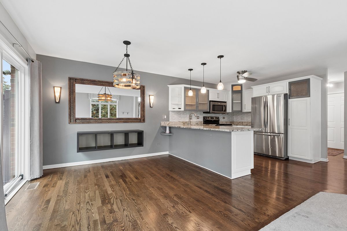 9430 Caledonia Dr, Tinley Park, IL 60487 — photo 7