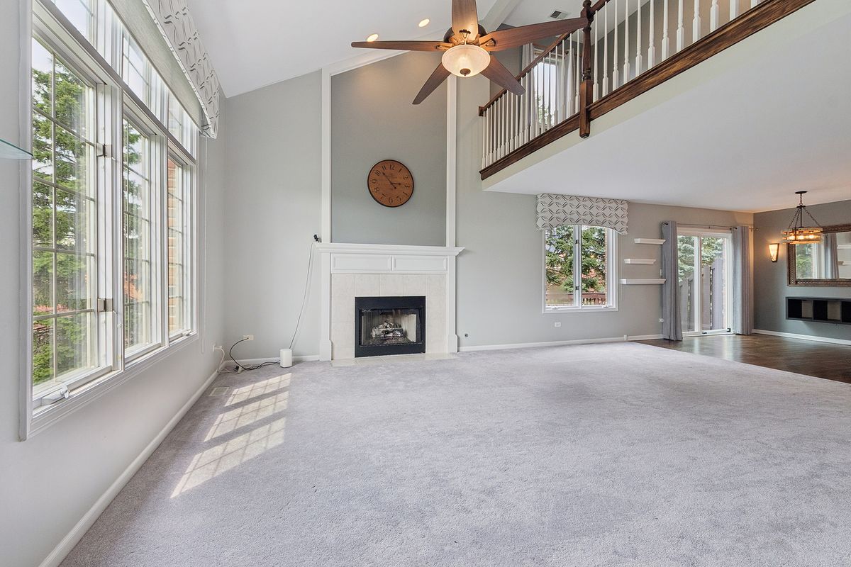 9430 Caledonia Dr, Tinley Park, IL 60487 — photo 3
