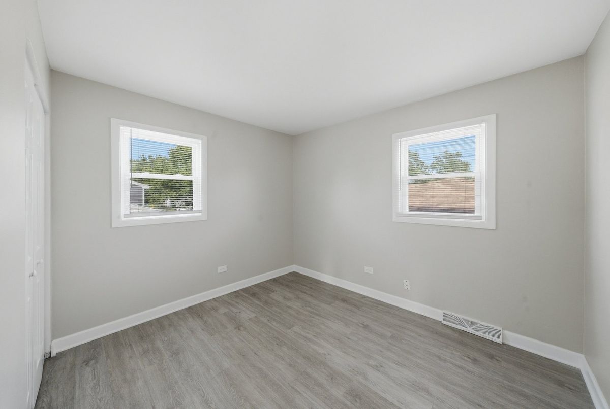 9338 Oak St, Orland Park, IL 60462 — photo 8
