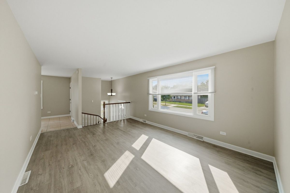 9338 Oak St, Orland Park, IL 60462 — photo 6