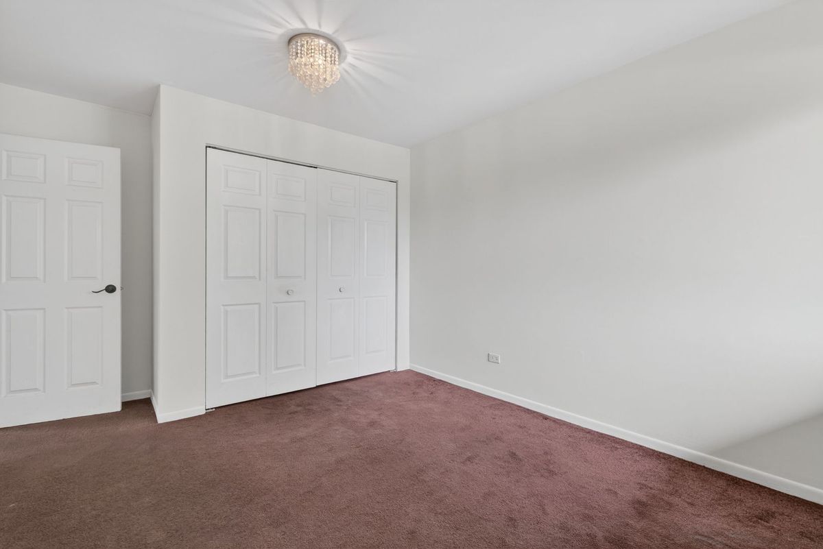 9540 Mayfield Ave #S307, Oak Lawn, IL 60453 — photo 6