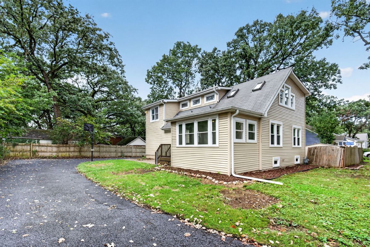 16146 S Lawrence St, Plainfield, IL 60544 — photo 2