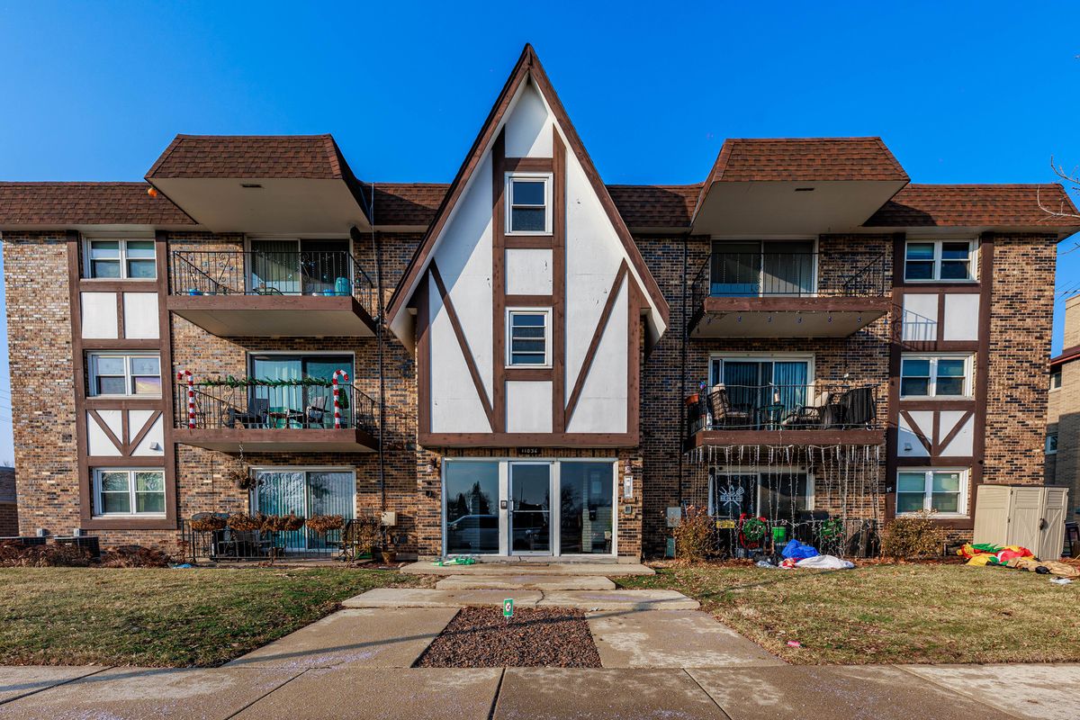 11036 S Kilpatrick Ave #3SW, Oak Lawn, IL 60453